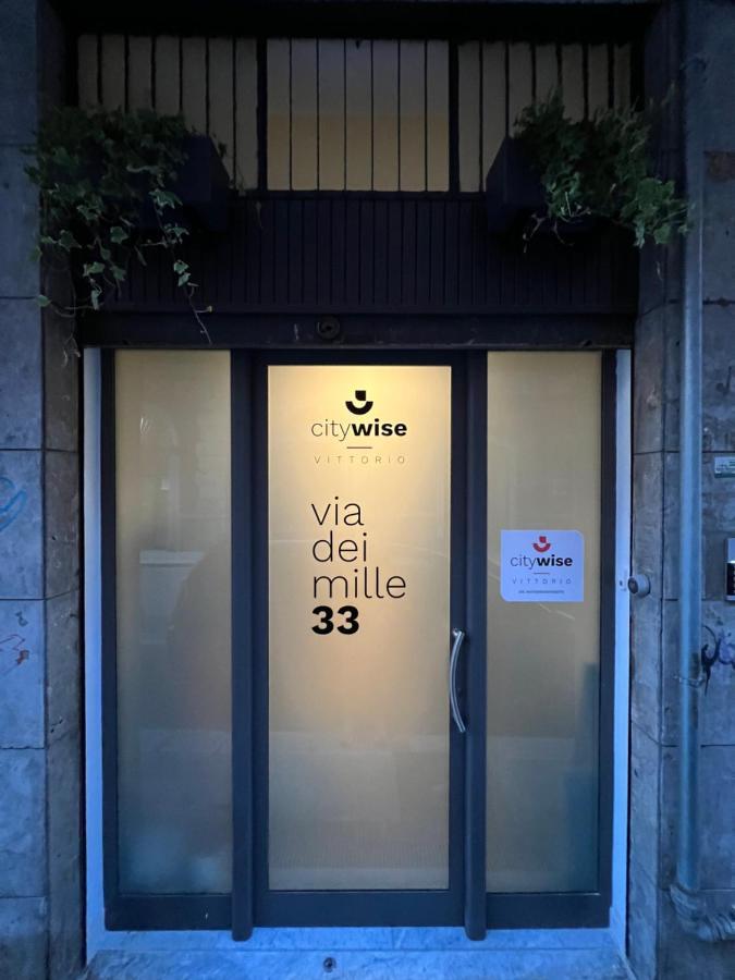 Citywise Vittorio - Independent Apartment Near Bari Central Station Buitenkant foto